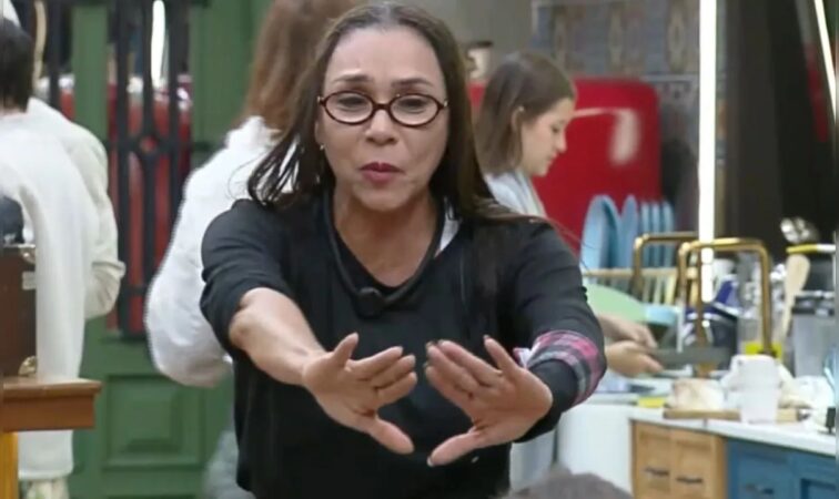 ‘A Fazenda 17’: Confira a reação da casa após Yoná ganhar prova: ‘Não…’