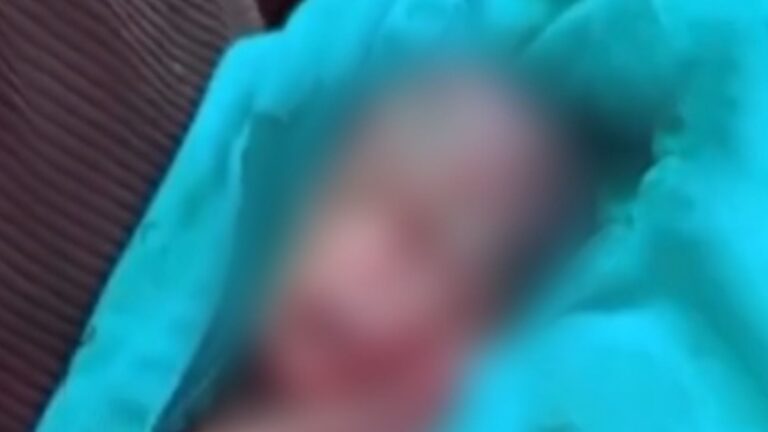 Bebê é retirado do próprio velório após família ouvir choro em caixão