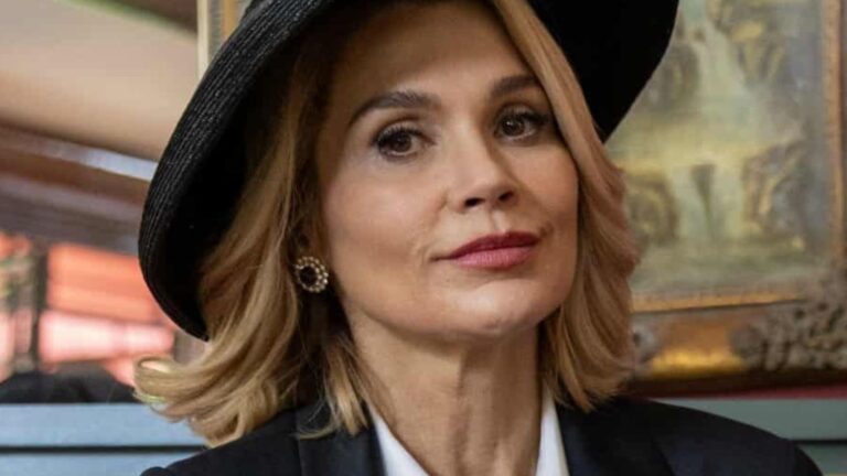 Sandra entra na frente de tiro e será ferida em ‘Eta Mundo Melhor’