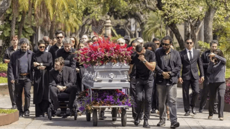 Vale Tudo: Velório esconde pista do verdadeiro assassino de Odete Roitman