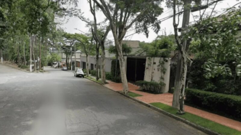 Quadrilha invade casa no Jardim Paulista e mantém babá e criança reféns durante assalto