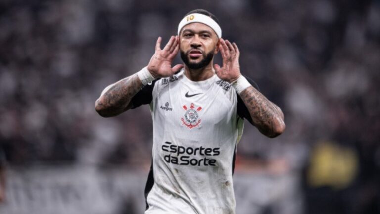 Memphis Depay se manifesta após polêmica envolvendo postagem em rede social