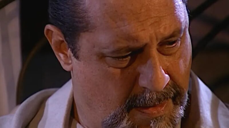 ‘Terra Nostra’: Gumercindo não se segura e cai no choro com o nascimento do neto