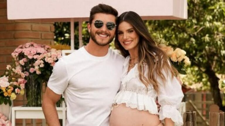 Camila Queiroz faz revelação sobre o nome da primeira filha com Klebber Toledo