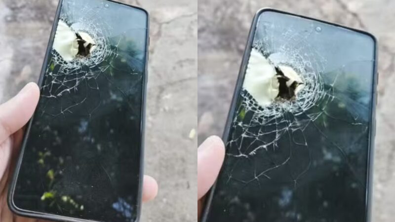 Homem sobrevive a tentativa de assassinato após bala ficar alojada em celular