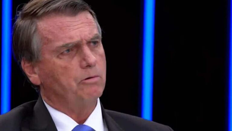 Plantão Globo URGENTE: STF determina início da pena de Bolsonaro; ex-presidente permanecerá na PF em Brasília