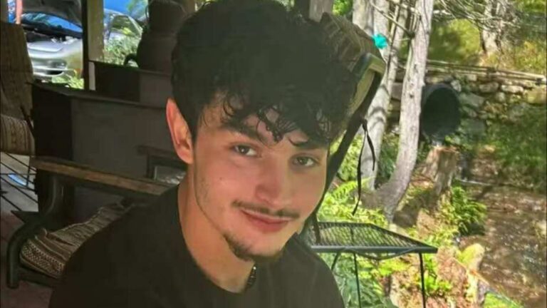 Jovem de 22 anos morre após namorada bater o carro de propósito durante briga