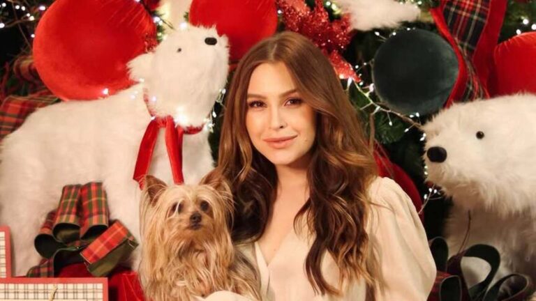 Que luxo! Carla Diaz impressiona e espanta a web ao mostrar árvore de Natal: ‘Que isso…’