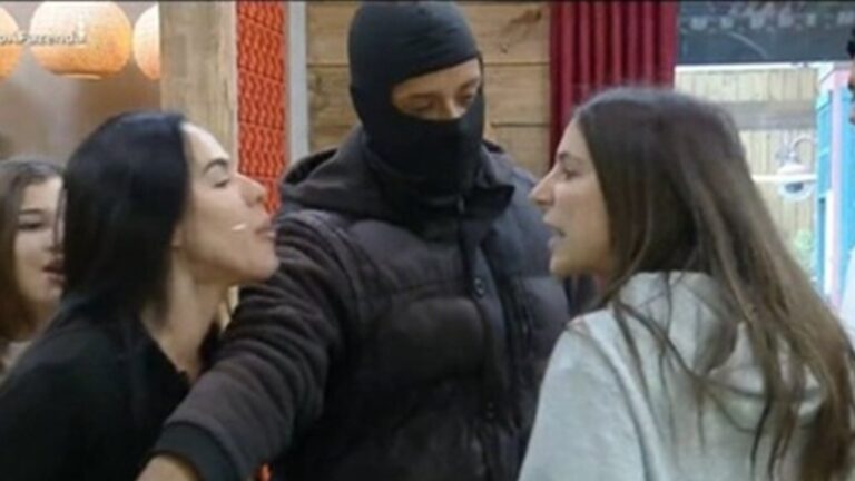 ‘A Fazenda 17’: Expulsão? Record toma decisão após briga de Martina e Tamires
