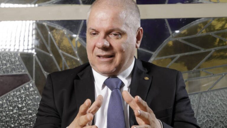 Ex-presidente do INSS, Alessandro Stefanutto é preso pela PF; saiba o motivo