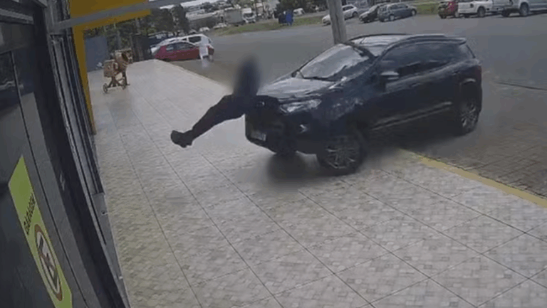 Suspeito de agredir esposa atropela sargento da reserva; veja o vídeo