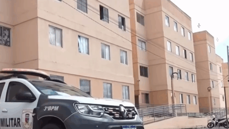 Mulher grávida e marido são mortos a tiros; filho de 4 anos viu