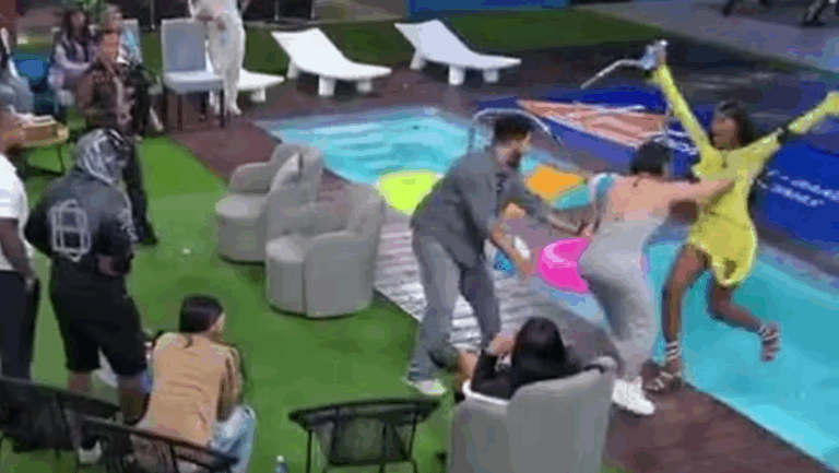 Reality informa condição de participante que desmaiou na piscina e define punição