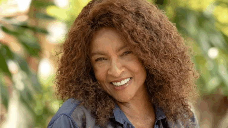 Elisa Lucinda volta às novelas da Globo como cantora; saiba tudo
