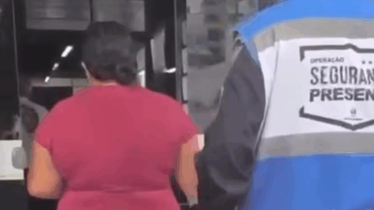Mulher é detida após comer quatro salgados e não pagar; saiba o que ela alegou