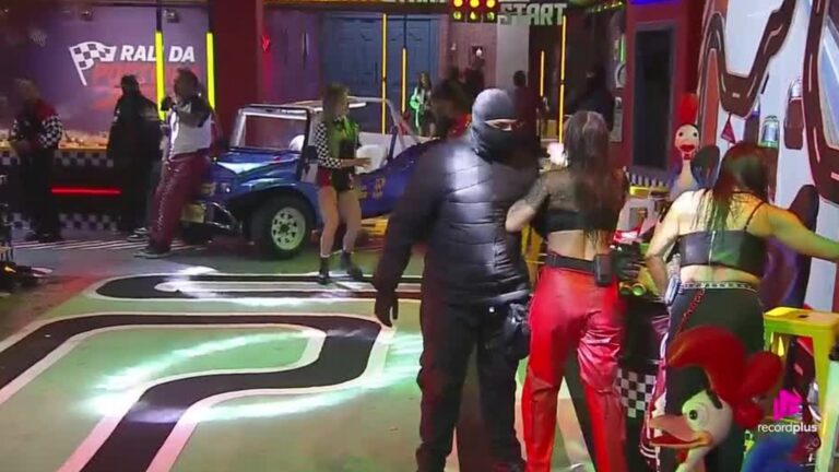‘A Fazenda 17’: Noite de terror! Briga generalizada, balde de gelo e Pixote retirado às pressas do palco marcam a festa
