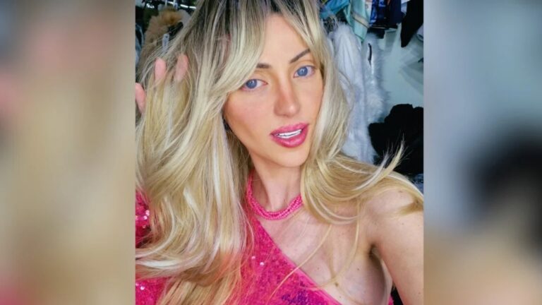 Mãe da ‘Barbie humana’ questiona versão sobre morte da filha