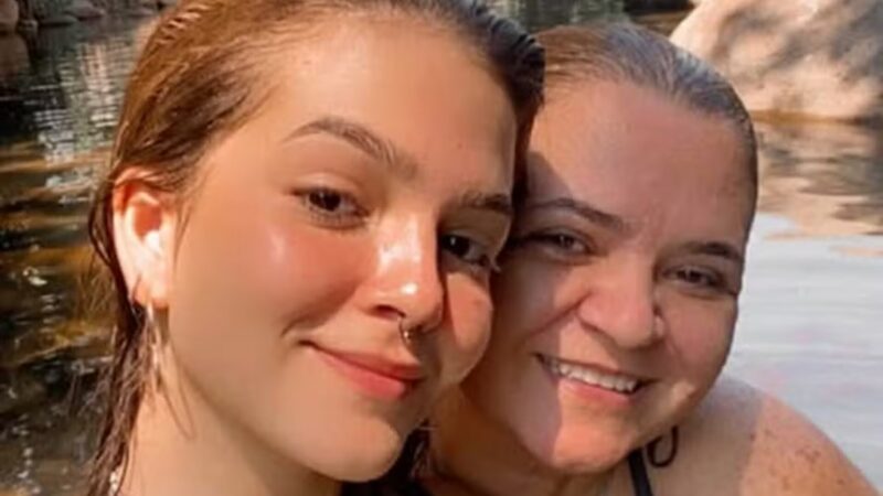 Mel Maia rompe silêncio sobre a morte da mãe: ‘Seguindo’