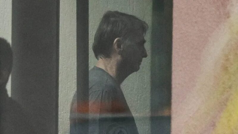 Saiba quanto tempo Bolsonaro pode ficar preso em regime fechado