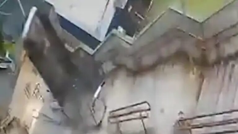 Veja o momento em que motorista passa mal, perde o controle e carro ‘voa’ sobre escadaria