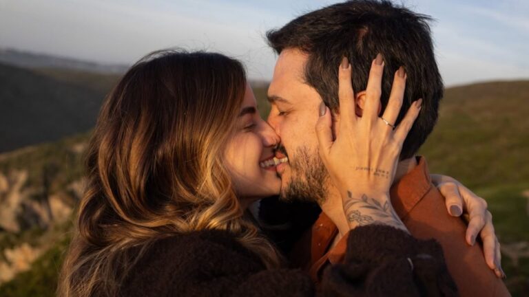 Mari Palma anuncia noivado com Osmar Campbell: ‘Me acabei de chorar’