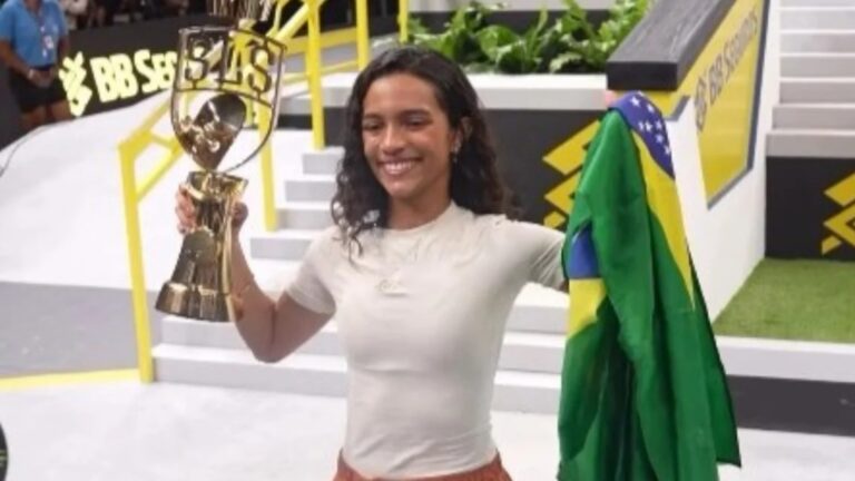 É TETRA! Rayssa Leal alcança tetracampeonato histórico no SLS Super Crown