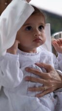 Helena, filha de Neymar, usou vestido da grife italina Dolce & Gabbana que custa em torno de R$ 13 mil - Reprodução/Instagram