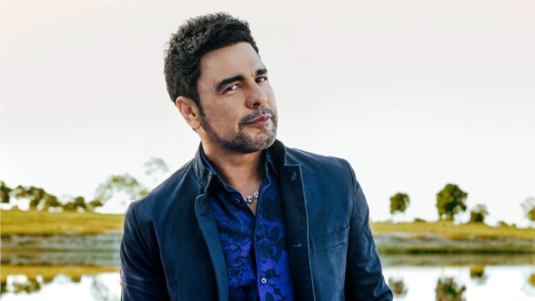 Ator, ex-atrizes da Globo e cantores apoiaram Zezé em críticas ao SBT; veja quem são