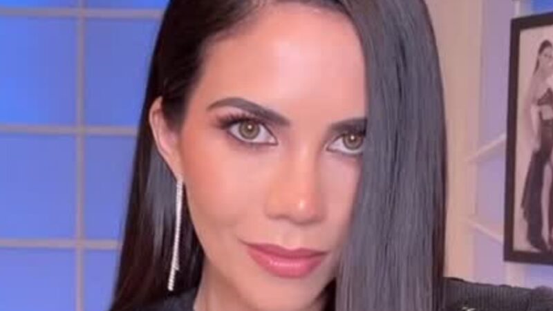 Daniela Albuquerque - (Reprodução: Instagram)