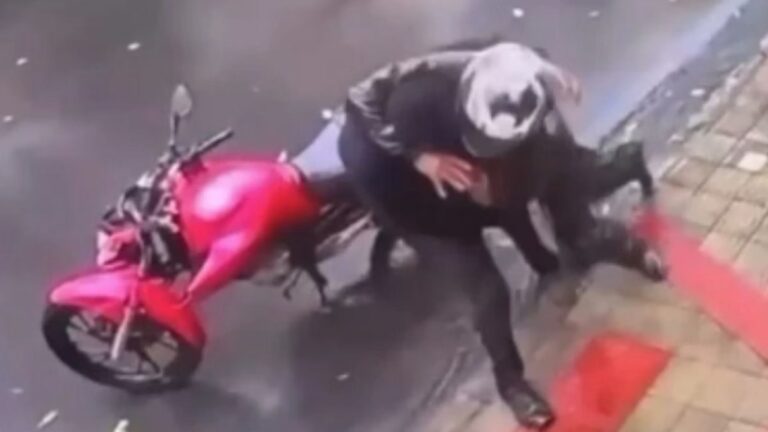Assaltante invade ônibus em BH após tentativa de roubo a motoboy; dívida com agiota seria o motivo