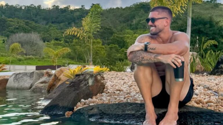 Ex-BBB Arthur Picoli ostenta ‘praia’ particular milionária em sítio; saiba o valor