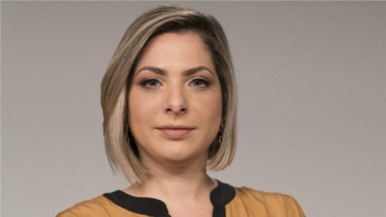 Daniela Lima ironiza queda de Bolsonaro; Michelle reage