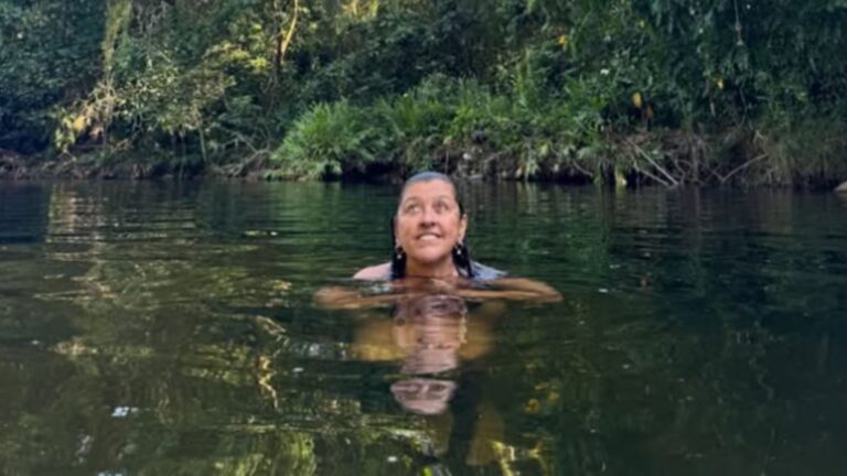Regina Casé relembra morte de Preta Gil em desabafo sobre 2025: ‘Que ano difícil’