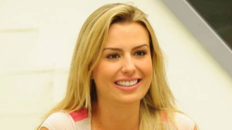 Vencedora do BBB surge irreconhecível e faz revelação ao ser detonada: ‘Descobri uma doença’; veja