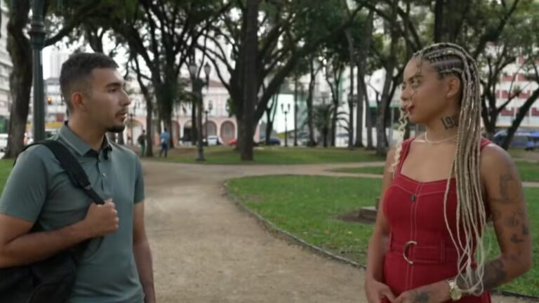 Homem deixado em trilha reencontra amiga e surpreende com fala no Fantástico: ‘O que eu tenho pra dizer é…’