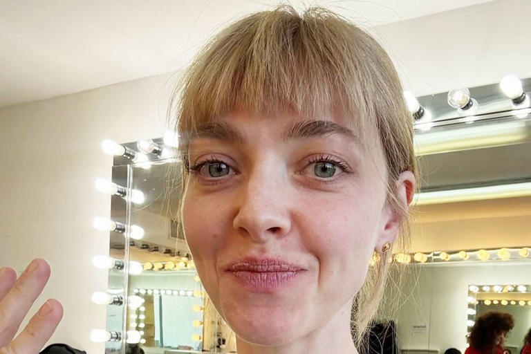 Gente! Atriz expõe famoso que fez xixi nela durante gravação
