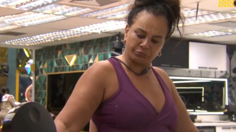 ‘BBB 26’: Solange cai no choro após ser excluída da Prova do Anjo; entenda