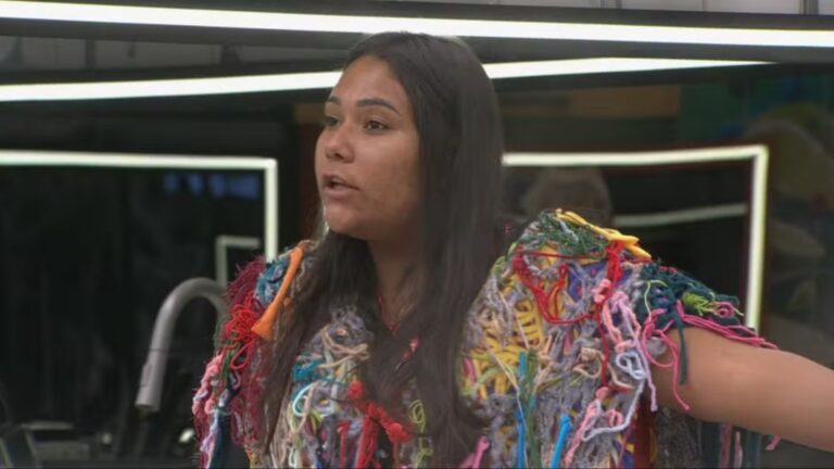 ‘BBB 26’: Chaiany rasga o verbo sobre seus rivais: ‘Manipulador, chefão, safado’