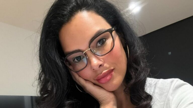 Ex-BBB Ariadna Arantes celebra compra de novo apartamento: ‘Meu imóvel número 4’