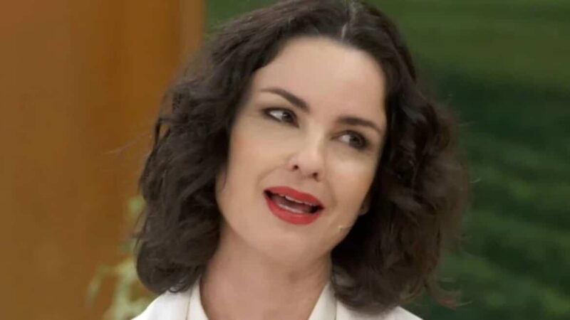 Carolina Kasting - (Reprodução: Rede Globo)