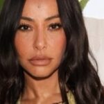 Grávida, Sabrina Sato mostra barriguinha em look ‘diferentão’ e web se espanta: ‘Misericórdia’