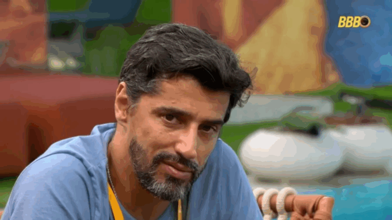 ‘BBB 26’: Alberto Cowboy espia conversa de Ana Paula: ‘Uma louca’