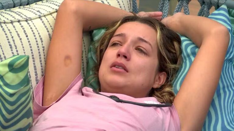 ‘BBB 26’: Samira se desespera e demonstra ciúmes de Juliano: ‘Já entendi’