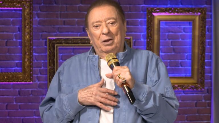 Raul Gil estreia programa após saída do SBT e cai no choro: ‘Não vai fazer eu parar’