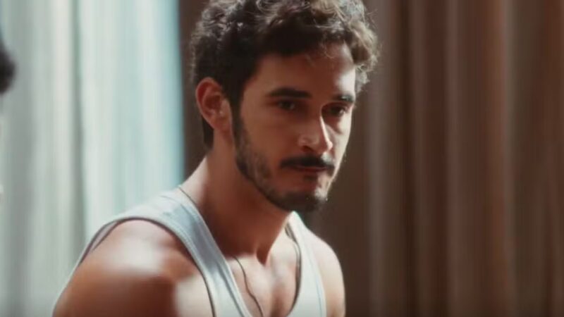 João Raul em 'Coração Acelerado' - Reprodução/TV Globo
