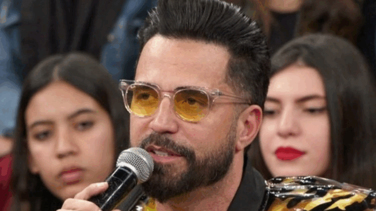 O que rolou? Transformação no rosto de Latino gera repercussão nas redes; veja