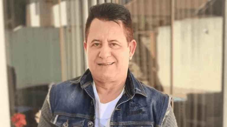 Look ousado de Marrone vira piada e cantor se explica: ‘Foi culpa minha’