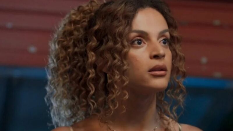 Viviane (Gabriela Loran) de Três Graças