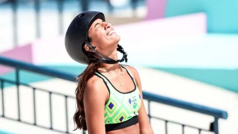 Rayssa Leal abandona pista chorando após forte lesão no Mundial de Skate em SP