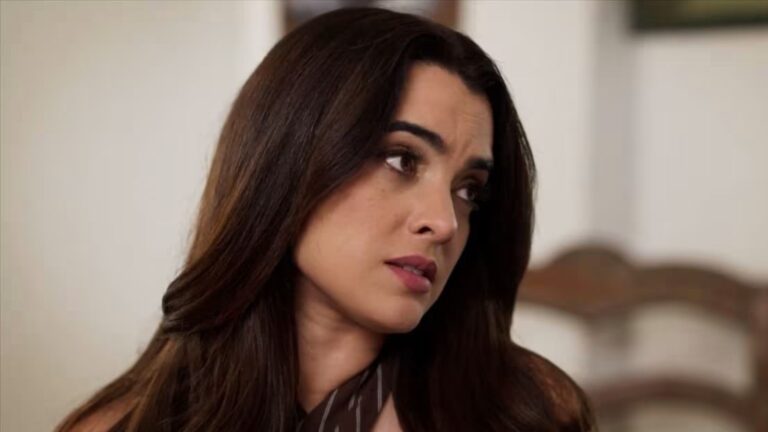 ‘Domênica Montero’: Kiara descobre beijo de Luis Fernando e se sente traída